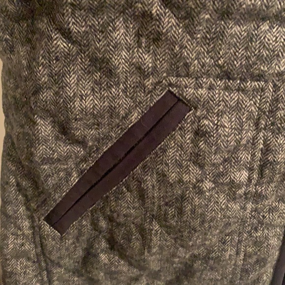 NWOTS Old Navy Vest - Picture 3 of 6